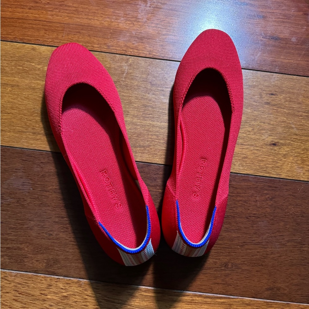 USED Red The Flat - Rothys